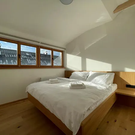 Hacienda Apartment *